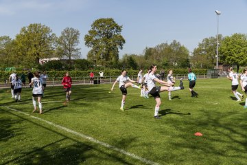 Bild 14 - wBJ SV Henstedt Ulzburg - FSG Oldendorf Itzehoe : Ergebnis: 6:3